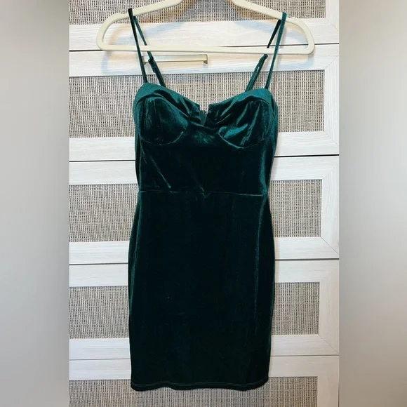 Trixxi | Dresses | Trixxi Green Velvet Mini Dress | Poshmark
